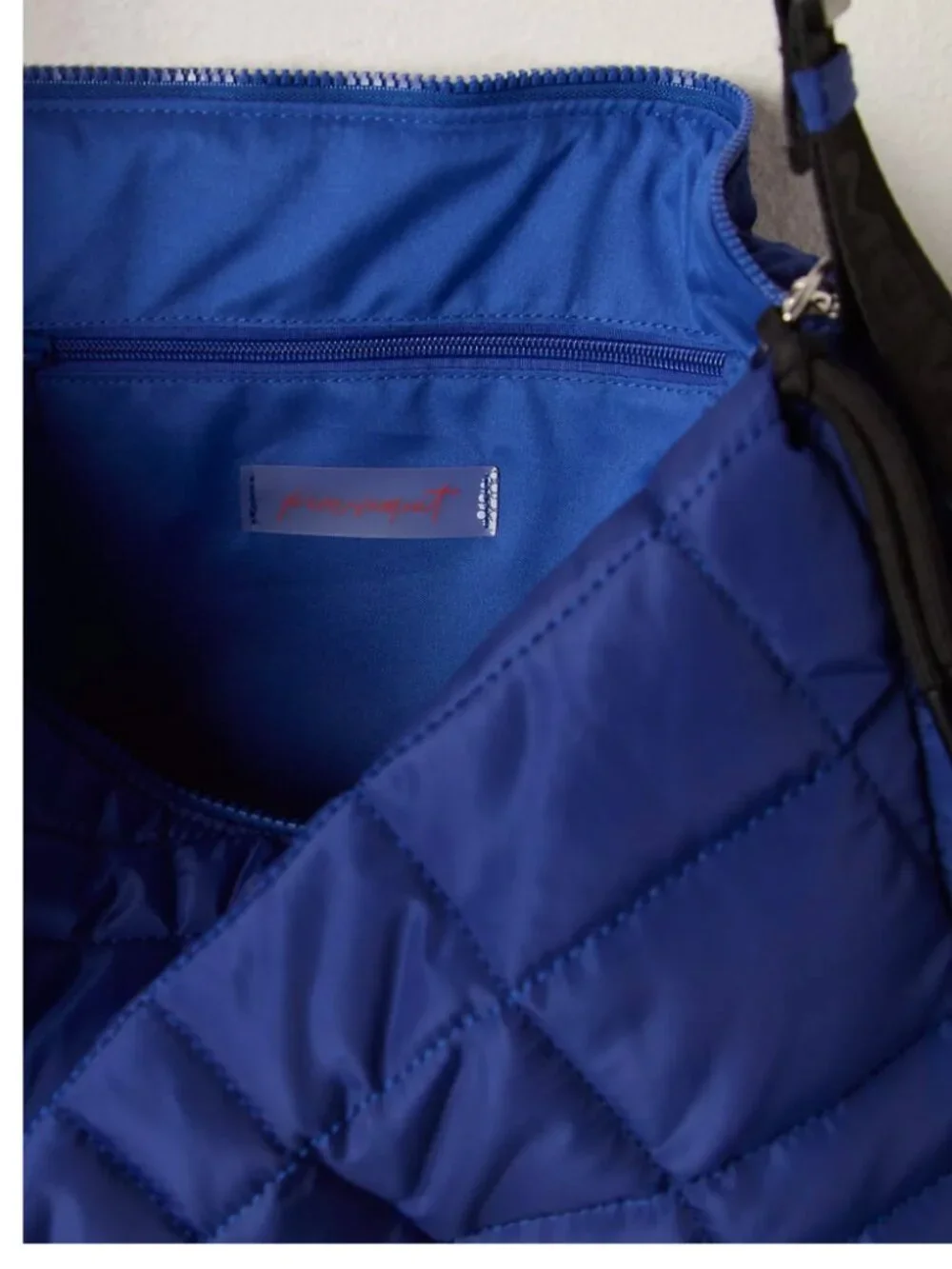 FP Movement Off The Path Carryall Gym Bag (Electric Shock)